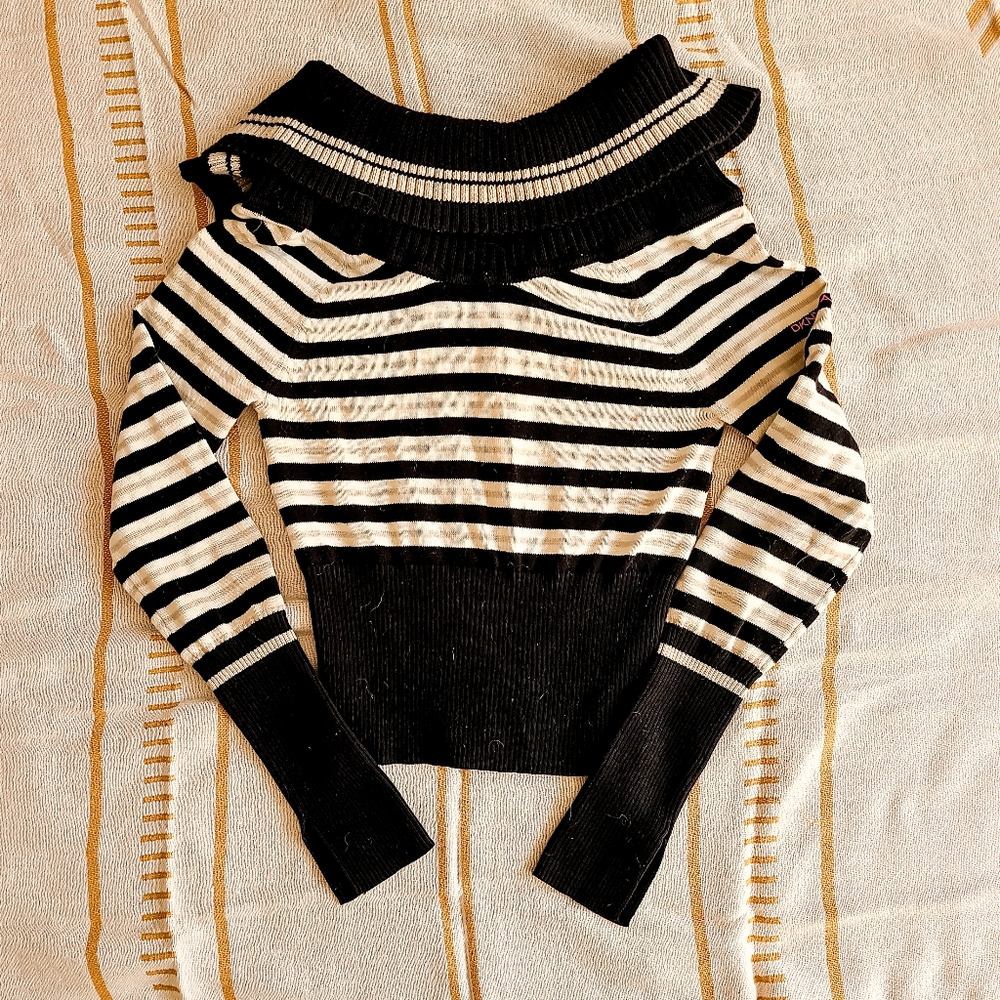 DKNY crop sweater - Picture 4 of 6